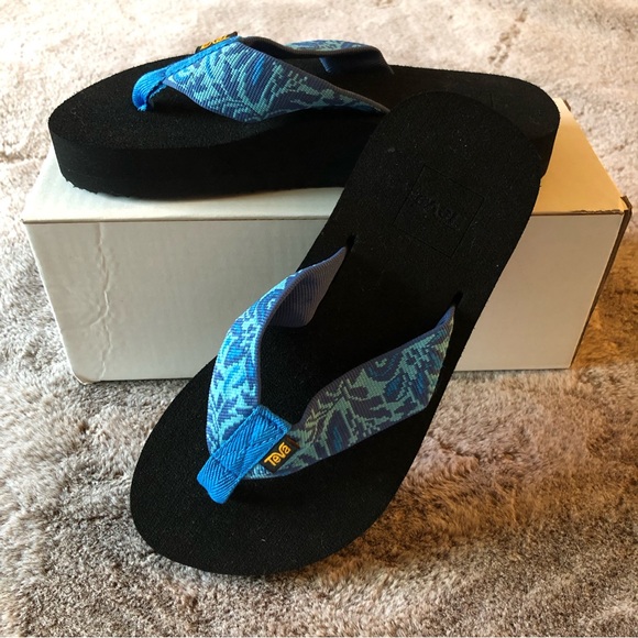 Teva Sandals size 5 - Picture 8 of 8